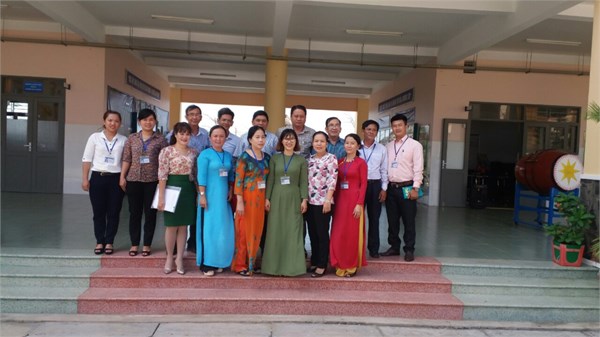 chup hinh ca doan.jpg
